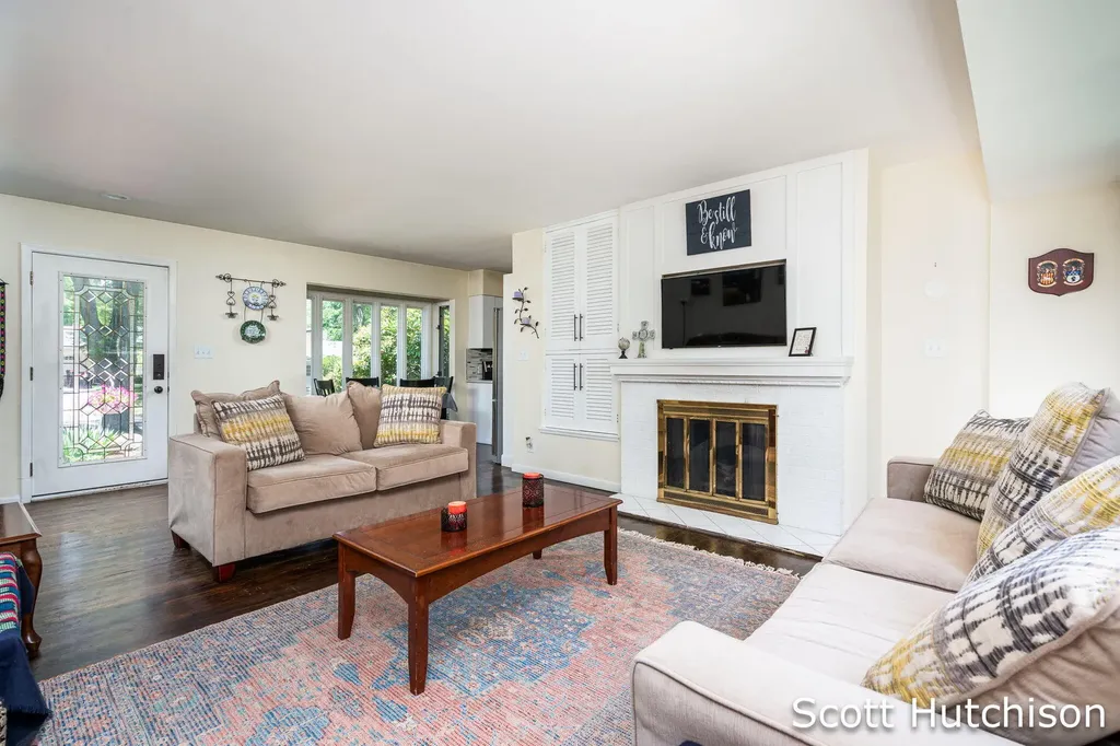 4316 Kennilworth Drive SE Grand Rapids Charter Township MI 49546