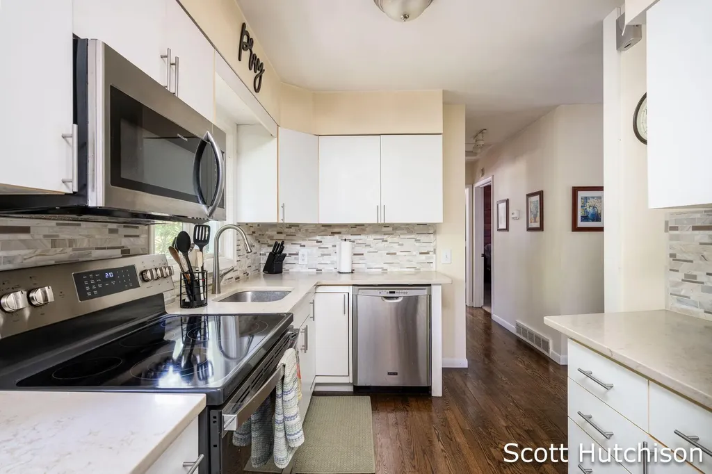 4316 Kennilworth Drive SE Grand Rapids Charter Township MI 49546