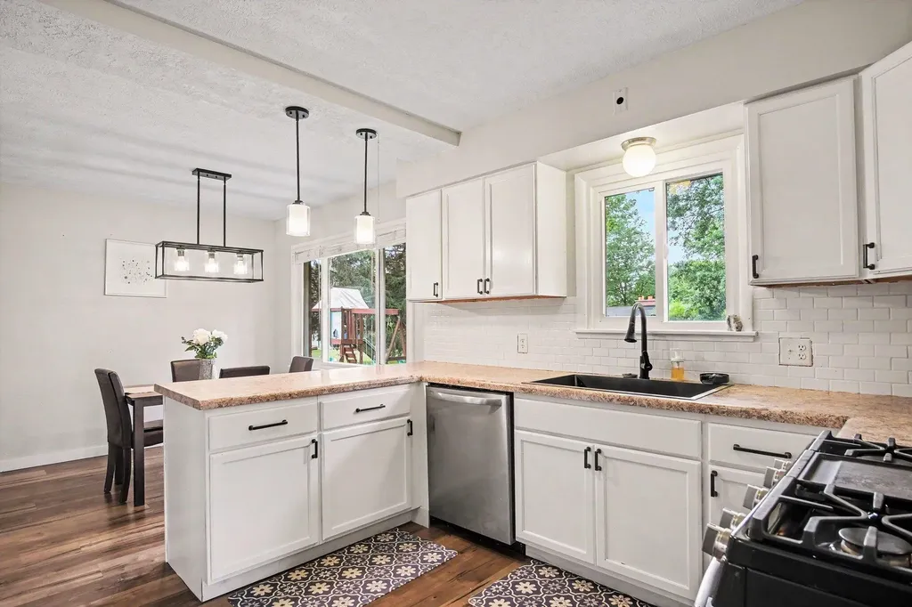 11351 Brown Avenue Allendale Charter Township MI 49401