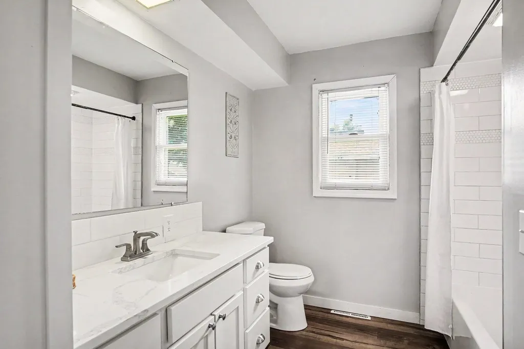 11351 Brown Avenue Allendale Charter Township MI 49401