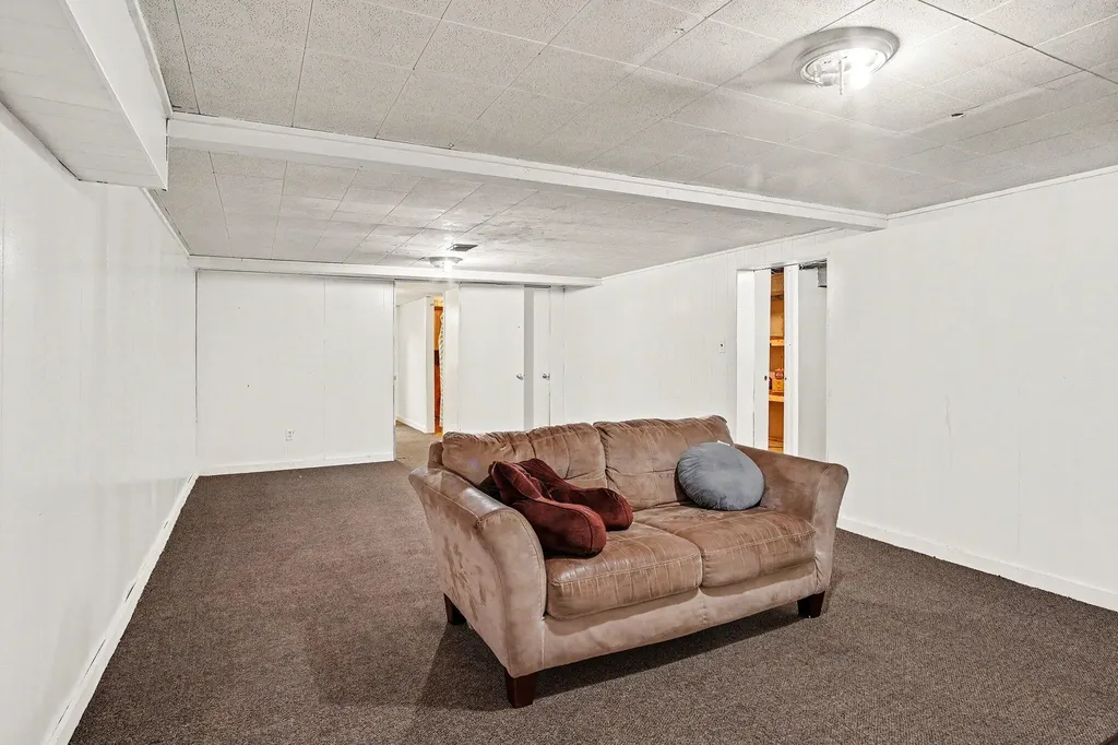 11351 Brown Avenue Allendale Charter Township MI 49401