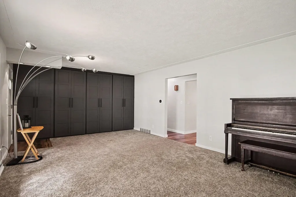 11351 Brown Avenue Allendale Charter Township MI 49401