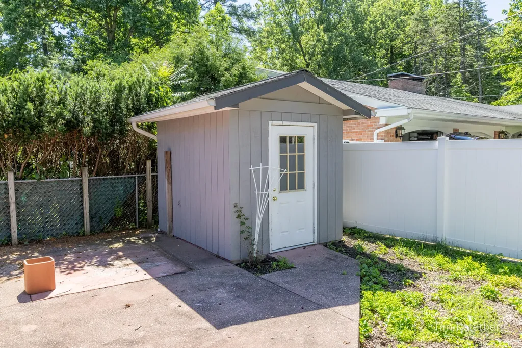 1130 Walsh Street SE Grand Rapids City MI 49507