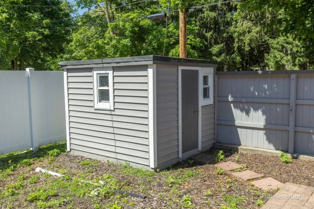 1130 Walsh Street SE Grand Rapids City MI 49507