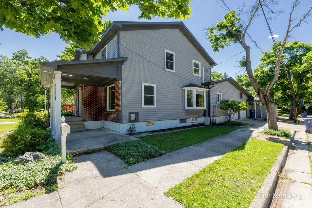 1130 Walsh Street SE Grand Rapids City MI 49507