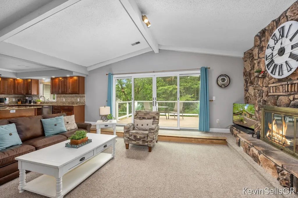 7710 Cascade Pines Drive SE Cascade Charter Township MI 49546