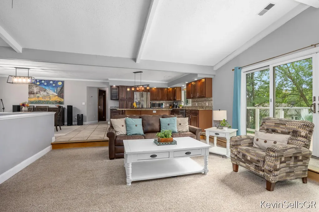 7710 Cascade Pines Drive SE Cascade Charter Township MI 49546