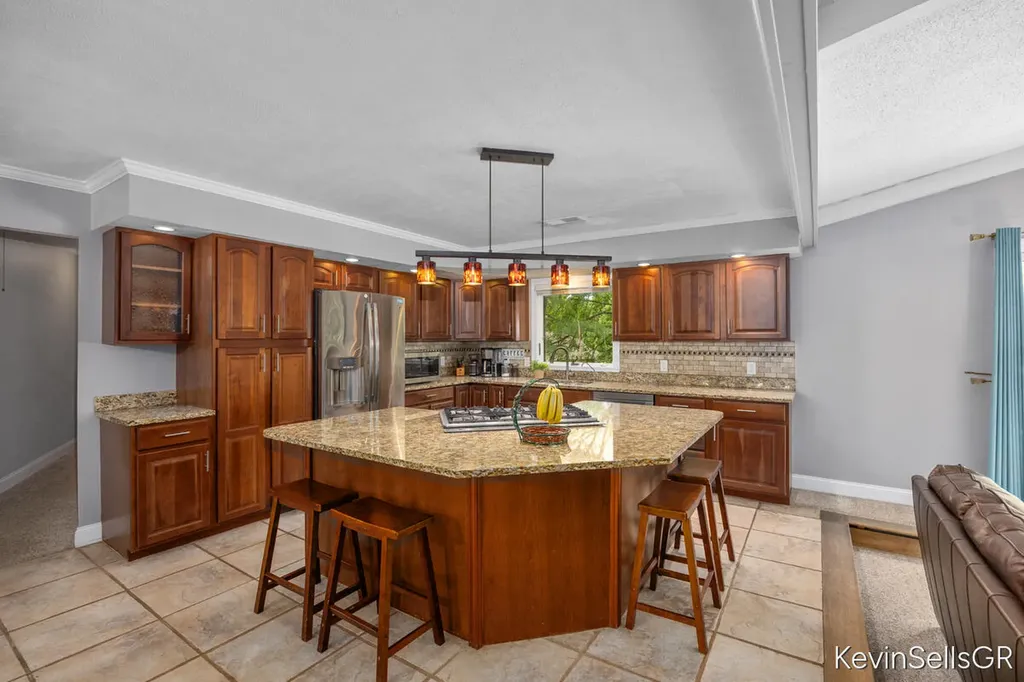 7710 Cascade Pines Drive SE Cascade Charter Township MI 49546