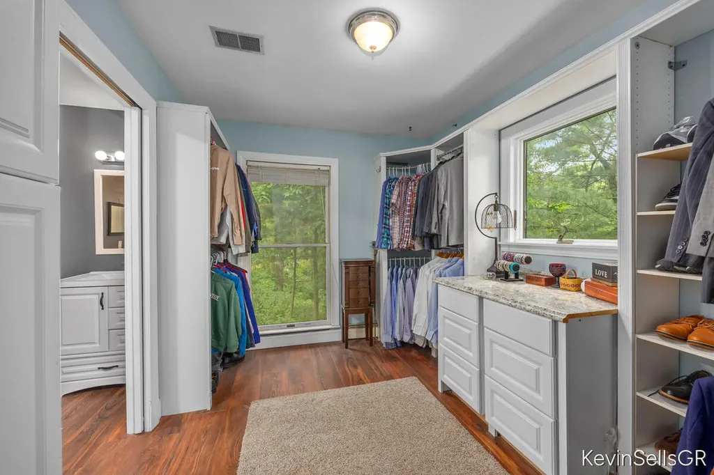 7710 Cascade Pines Drive SE Cascade Charter Township MI 49546