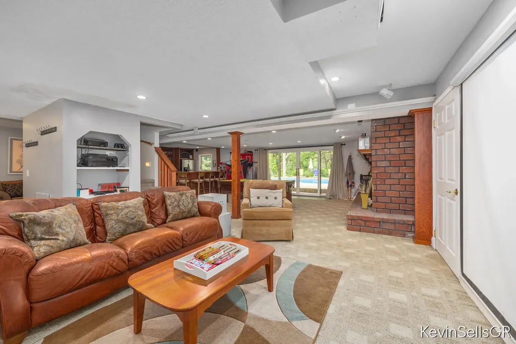7710 Cascade Pines Drive SE Cascade Charter Township MI 49546