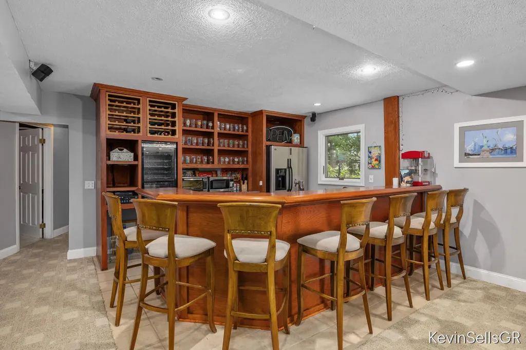 7710 Cascade Pines Drive SE Cascade Charter Township MI 49546