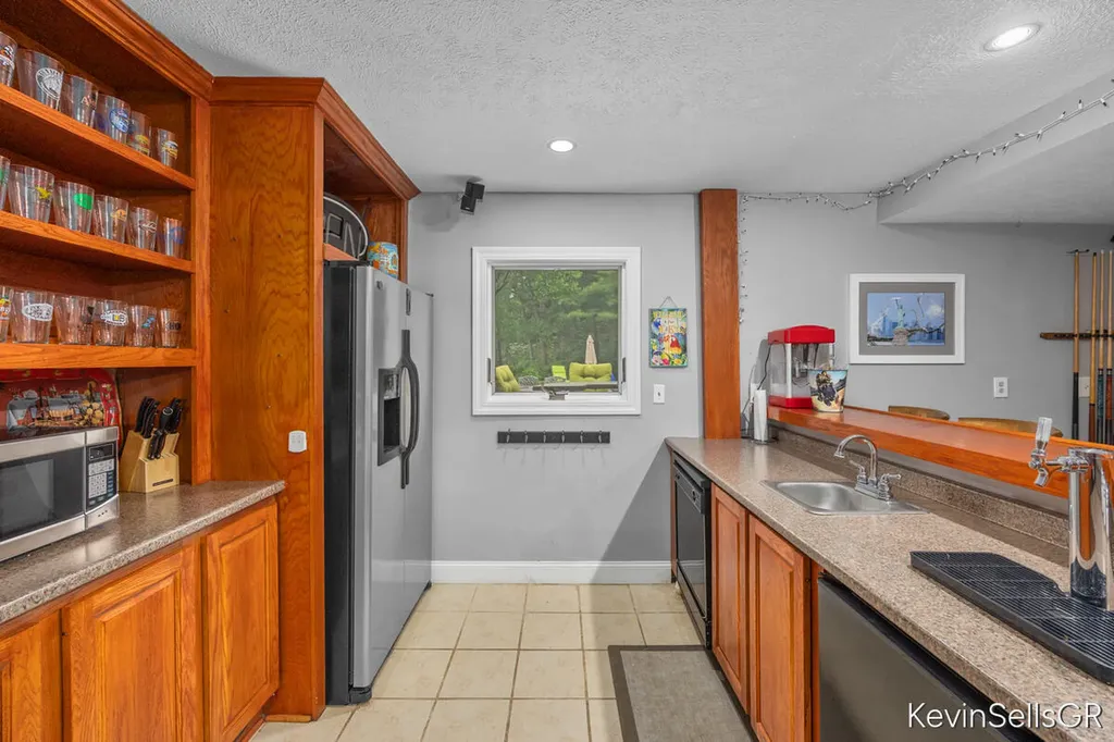 7710 Cascade Pines Drive SE Cascade Charter Township MI 49546