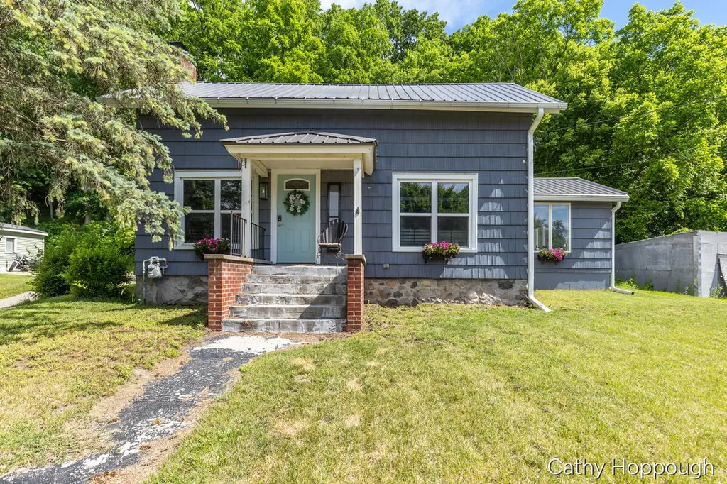 510 E Main Street Ionia City MI 48846