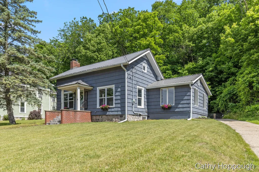 510 E Main Street Ionia City MI 48846