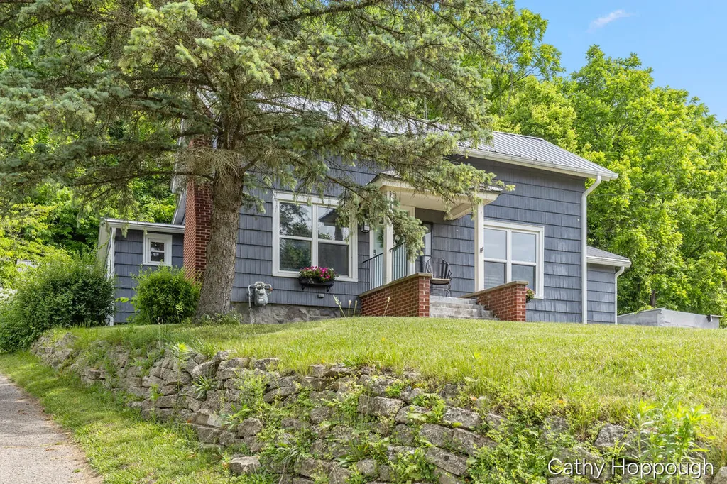 510 E Main Street Ionia City MI 48846