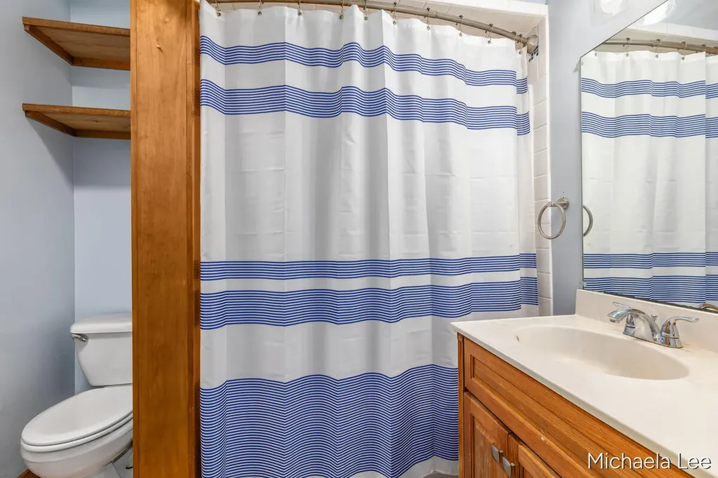 13086 Grand River Drive SE Lowell Charter Township MI 49331