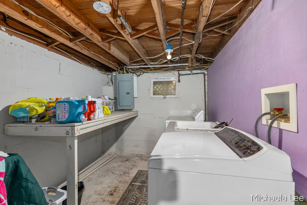 13086 Grand River Drive SE Lowell Charter Township MI 49331