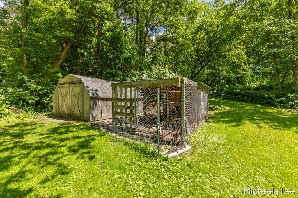 13086 Grand River Drive SE Lowell Charter Township MI 49331