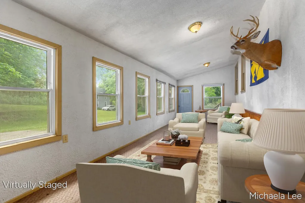 13086 Grand River Drive SE Lowell Charter Township MI 49331