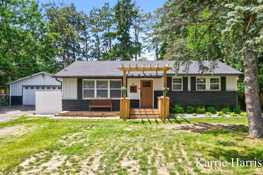 415 S Luray Street Greenville City MI 48838