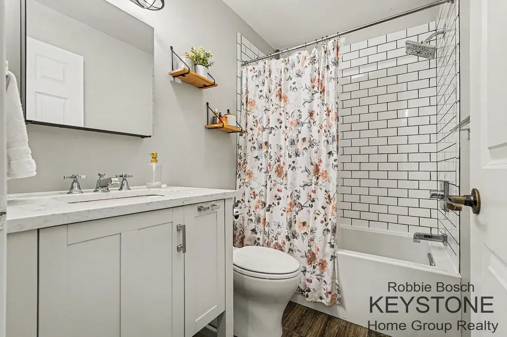 941 Greenwood Street Middleville Village MI 49333