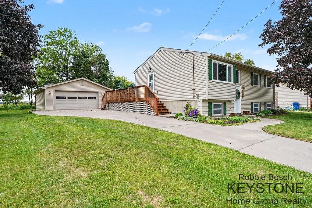 941 Greenwood Street Middleville Village MI 49333