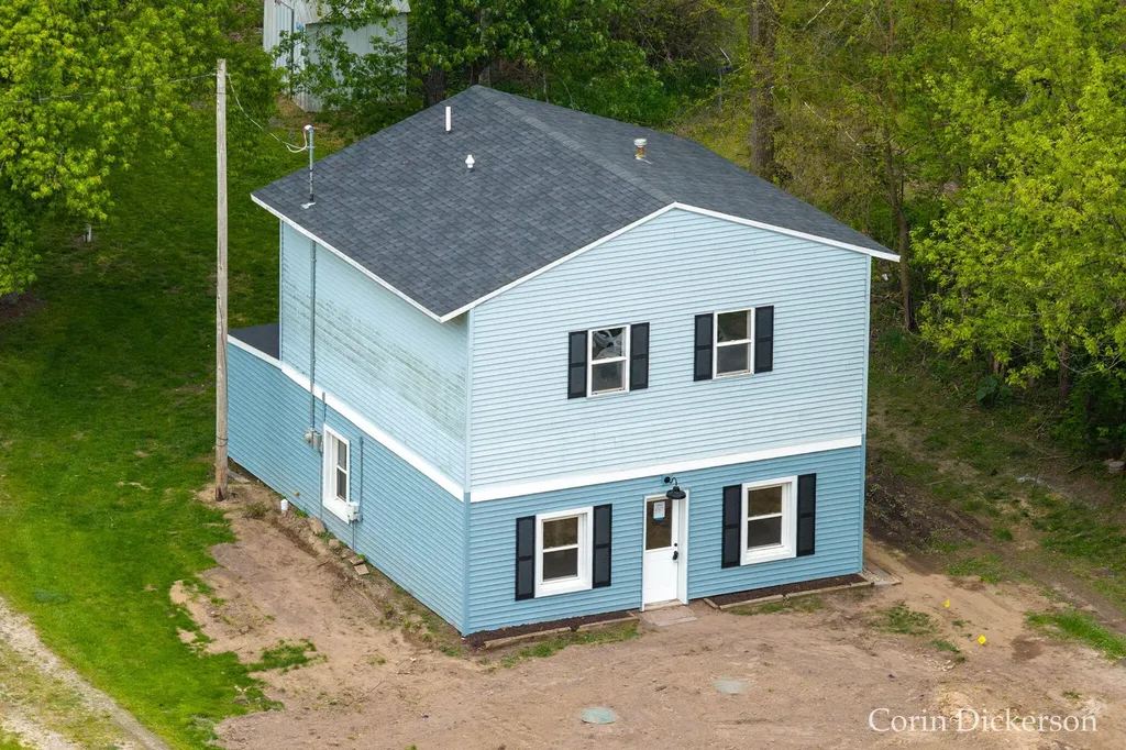 1702 N M 43 Highway Hastings City MI 49058