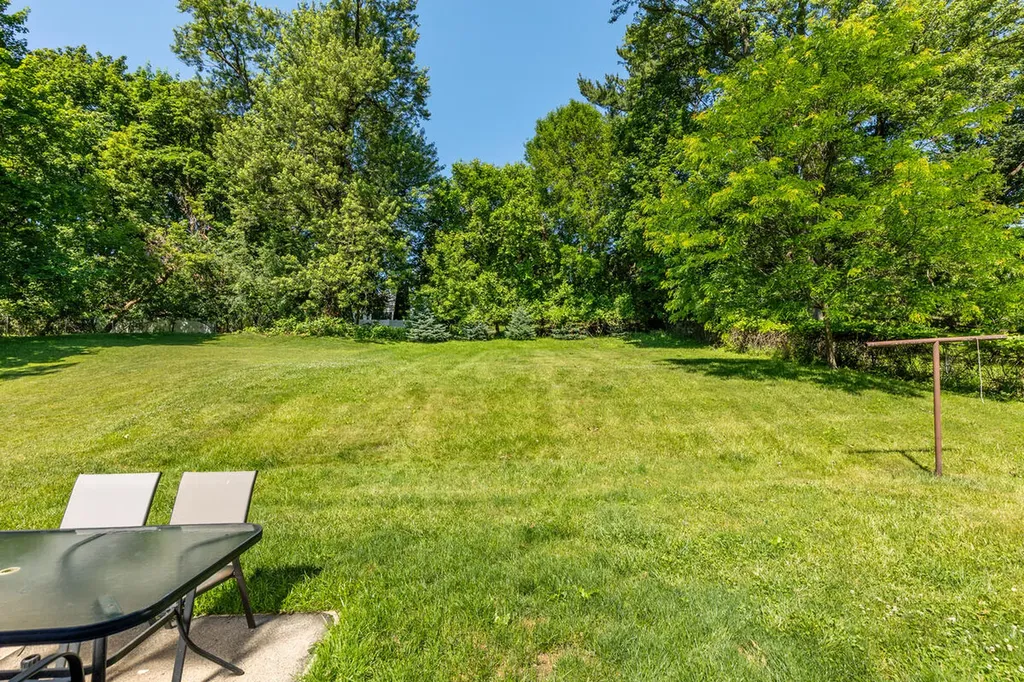 1133 Dick Avenue NW Grand Rapids City MI 49504