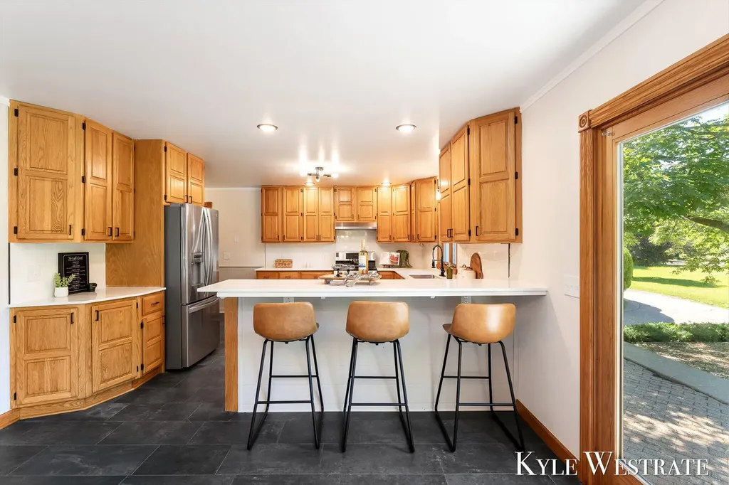 18883 168th Avenue Spring Lake Township MI 49456