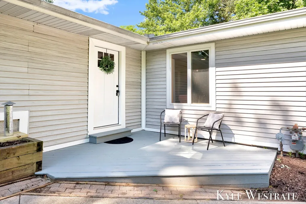 18883 168th Avenue Spring Lake Township MI 49456
