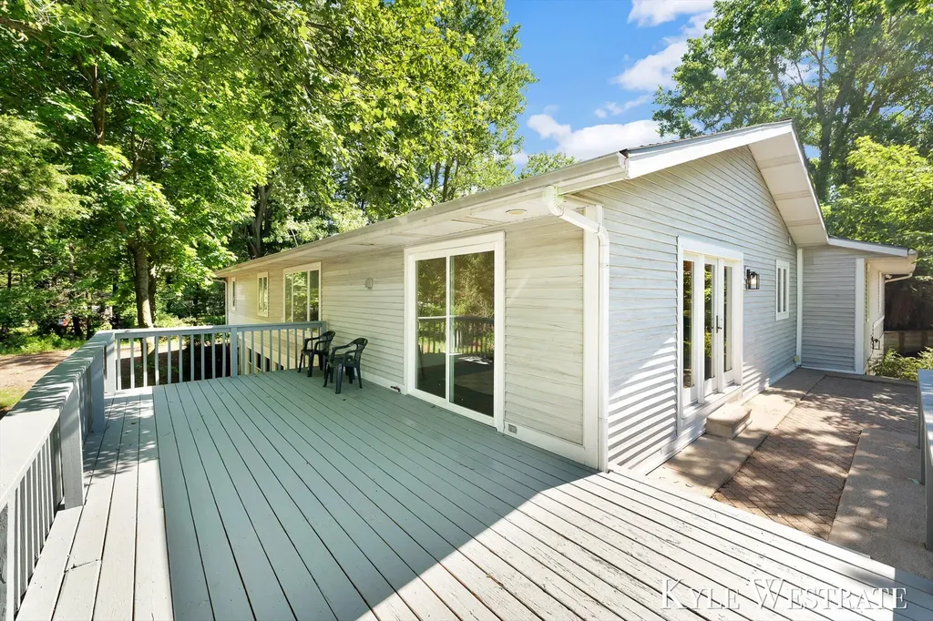 18883 168th Avenue Spring Lake Township MI 49456
