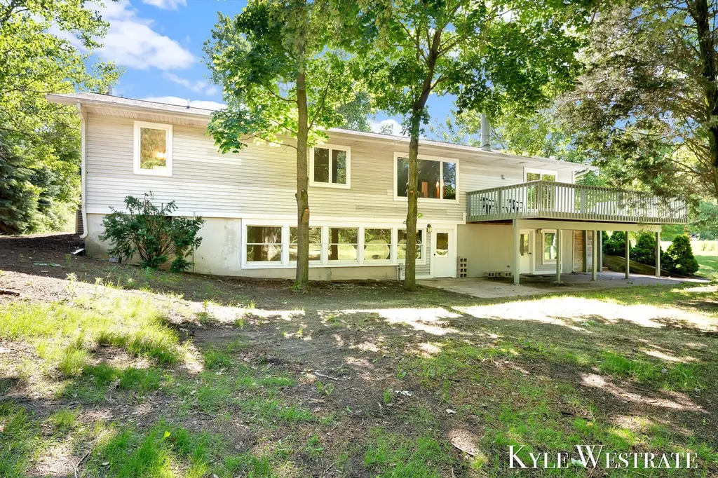 18883 168th Avenue Spring Lake Township MI 49456