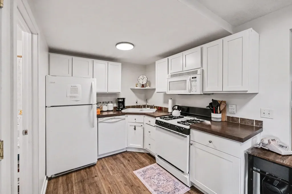 2628 Longstreet Avenue SW Wyoming City MI 49509