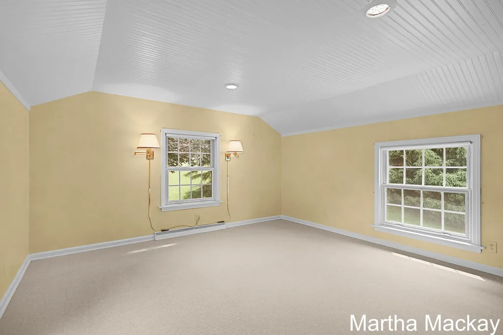 140 Krause Street NE Rockford City MI 49341