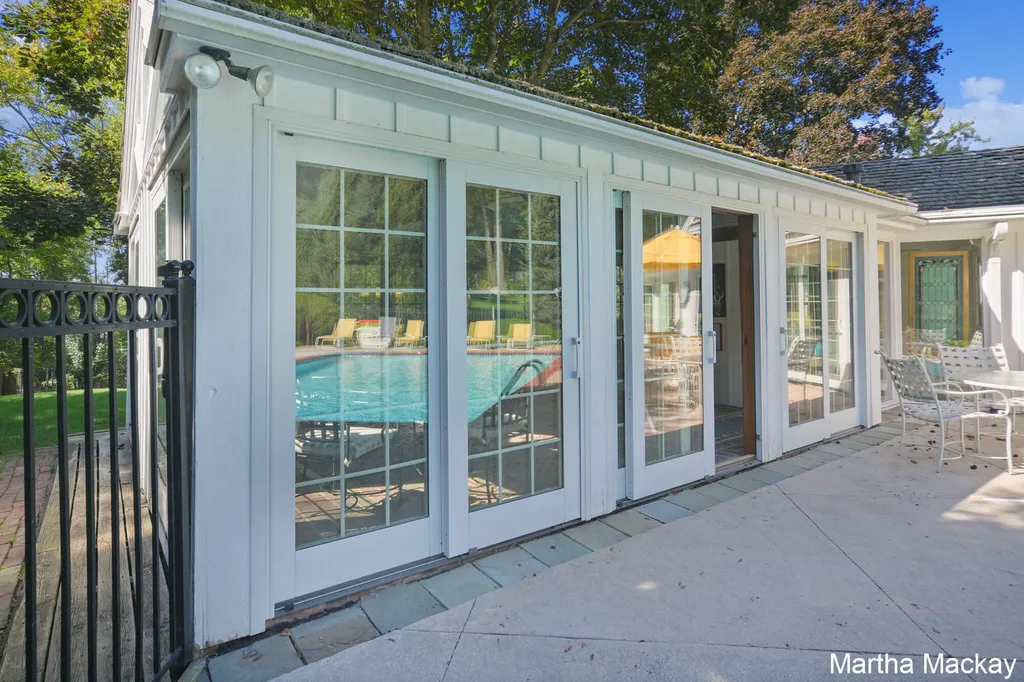 140 Krause Street NE Rockford City MI 49341