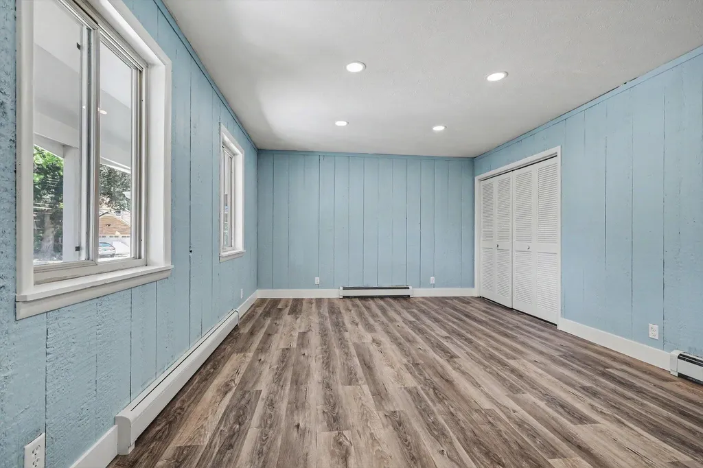 3990 S Big Spring Drive SW Grandville City MI 49418