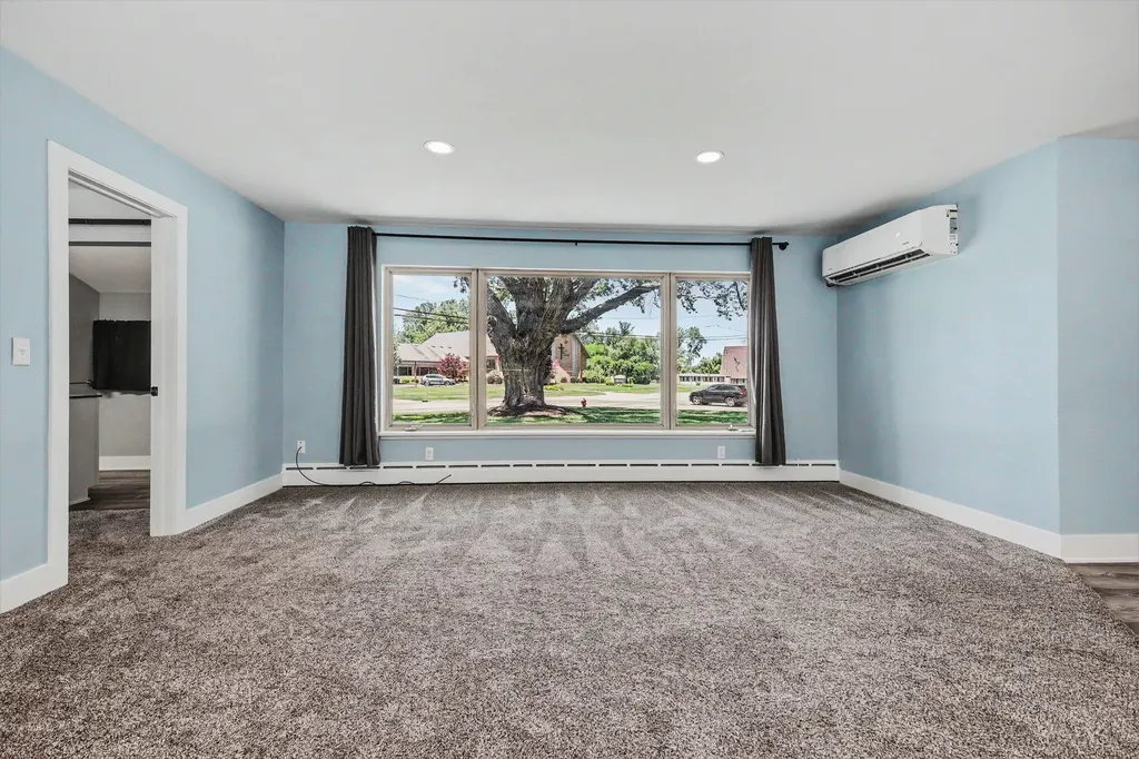 3990 S Big Spring Drive SW Grandville City MI 49418