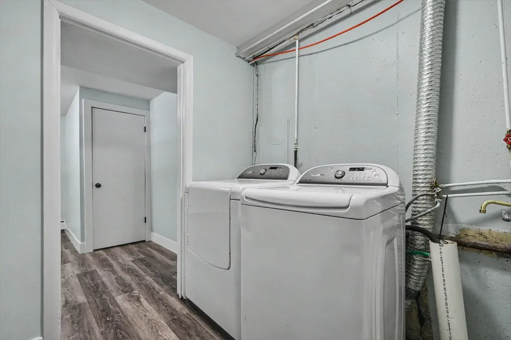 3990 S Big Spring Drive SW Grandville City MI 49418