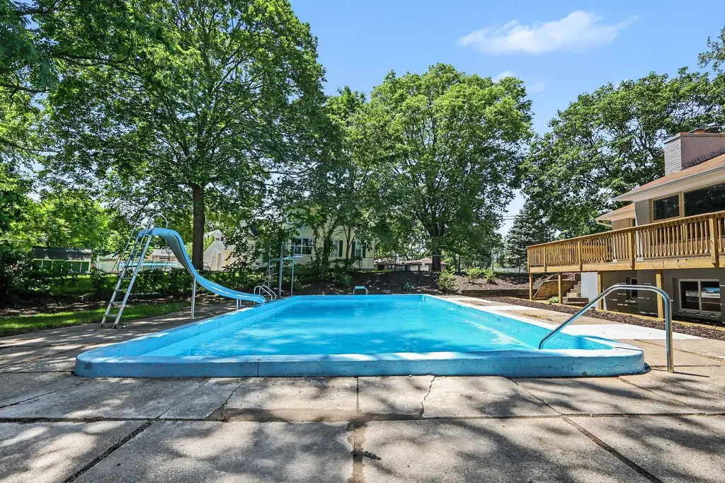3990 S Big Spring Drive SW Grandville City MI 49418