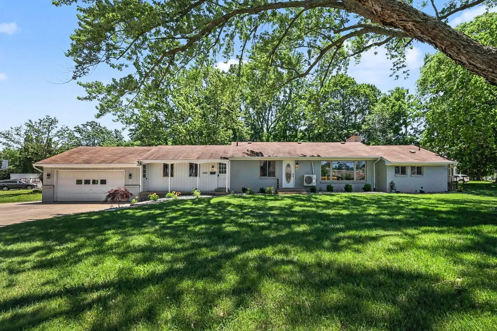 3990 S Big Spring Drive SW Grandville City MI 49418