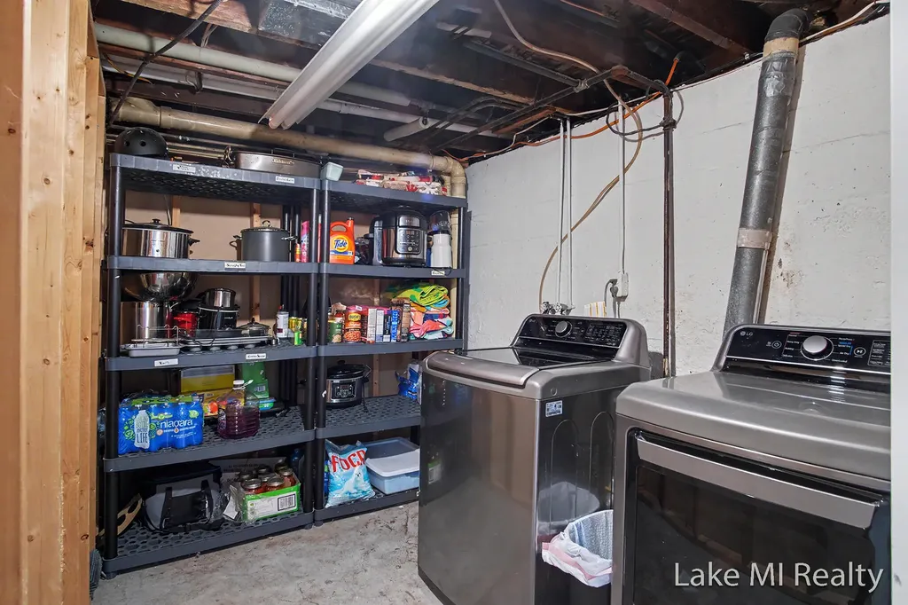 3639 Burlingame Avenue SW Wyoming City MI 49509
