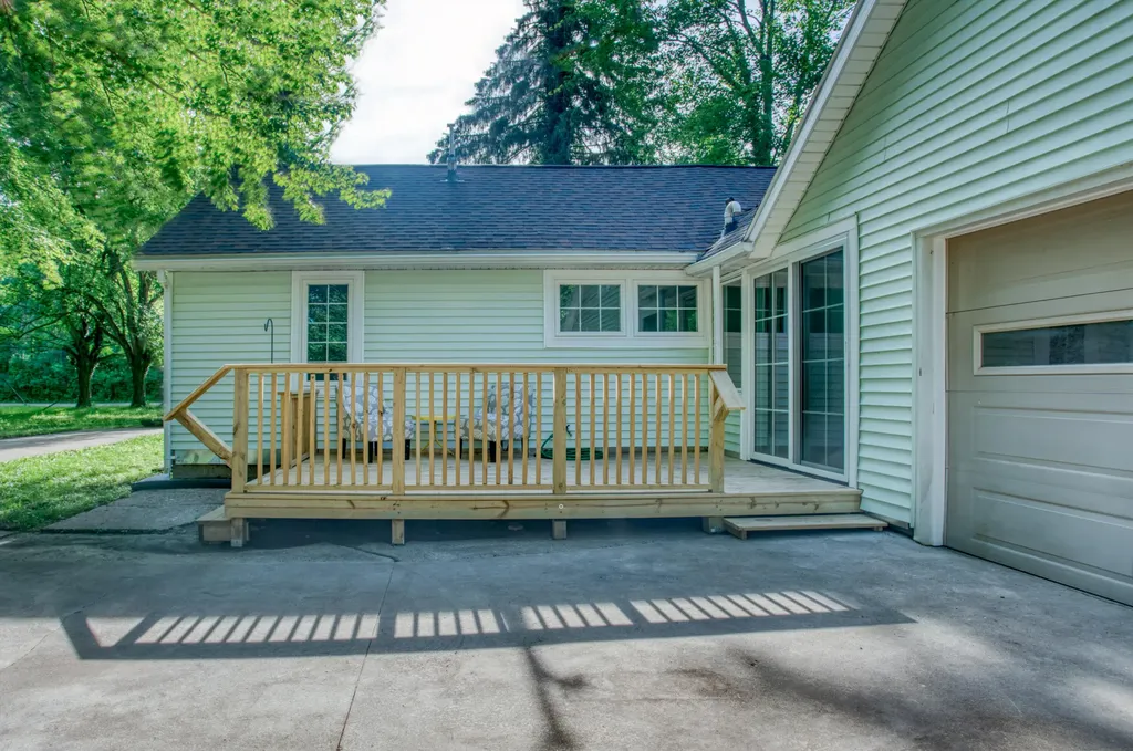 6741 Wood Road Norton Shores City MI 49444
