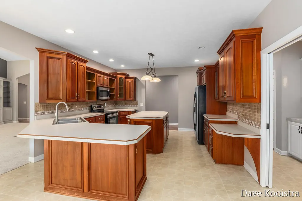 5133 Streamside Court NE Courtland Township MI 49341