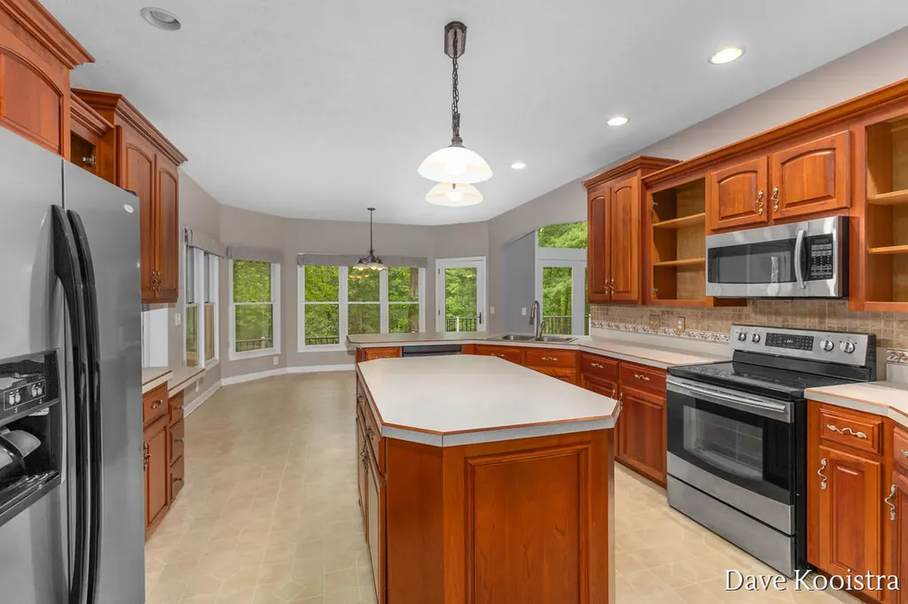 5133 Streamside Court NE Courtland Township MI 49341