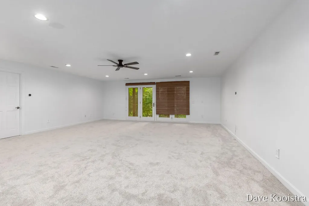 5133 Streamside Court NE Courtland Township MI 49341