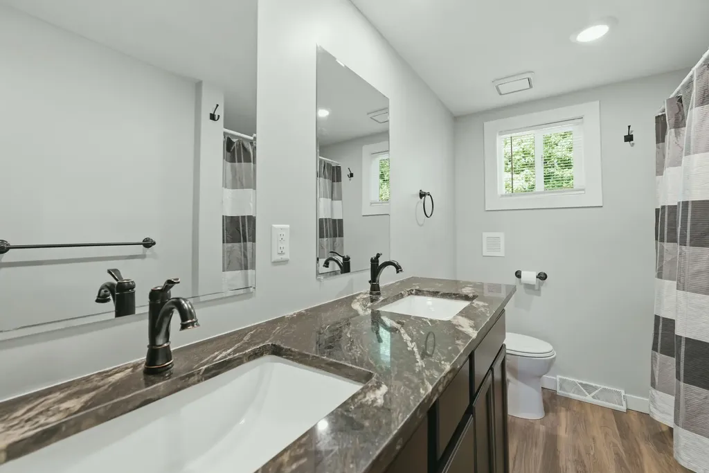 6335 Pine Island Drive NE Plainfield Charter Township MI 49321