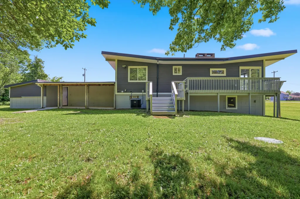 6335 Pine Island Drive NE Plainfield Charter Township MI 49321