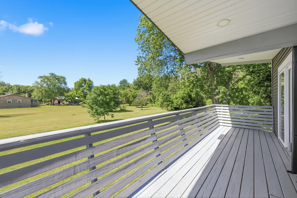 6335 Pine Island Drive NE Plainfield Charter Township MI 49321