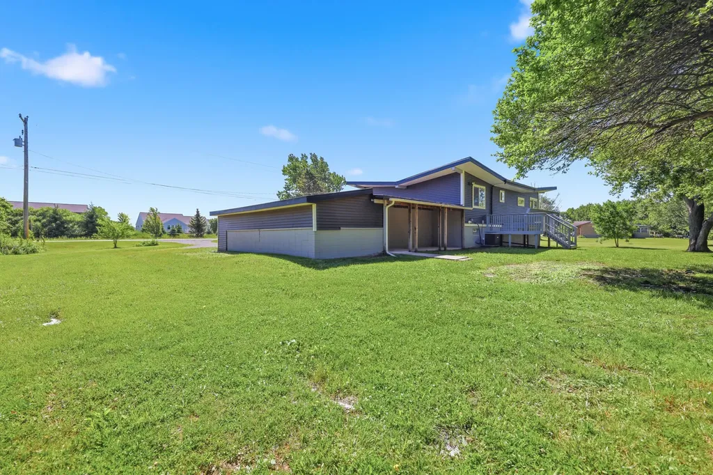 6335 Pine Island Drive NE Plainfield Charter Township MI 49321