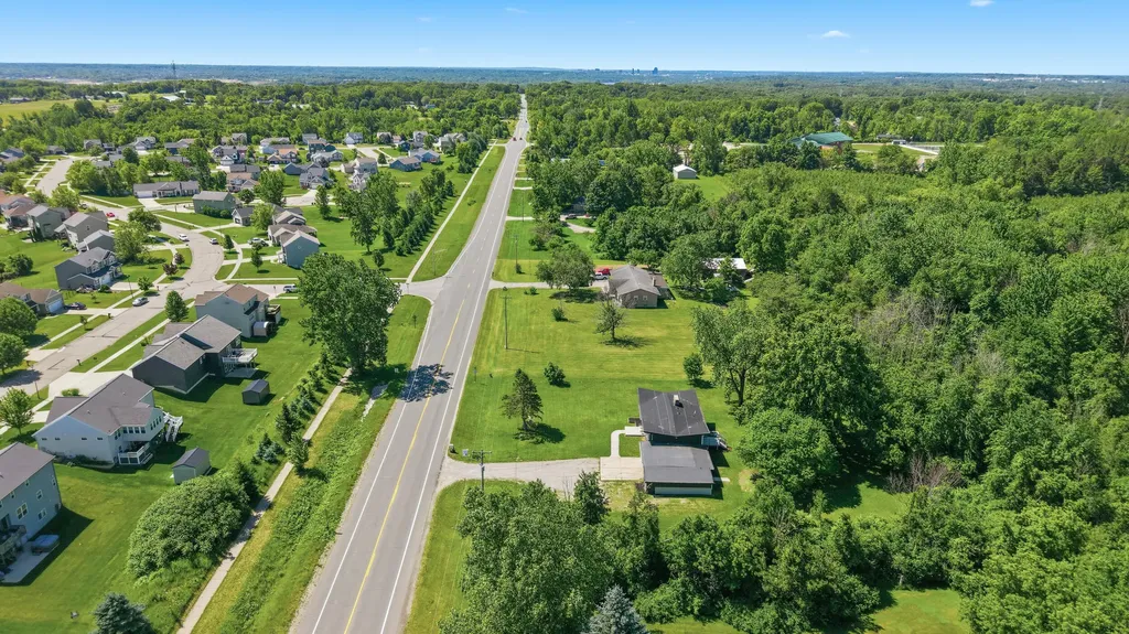 6335 Pine Island Drive NE Plainfield Charter Township MI 49321